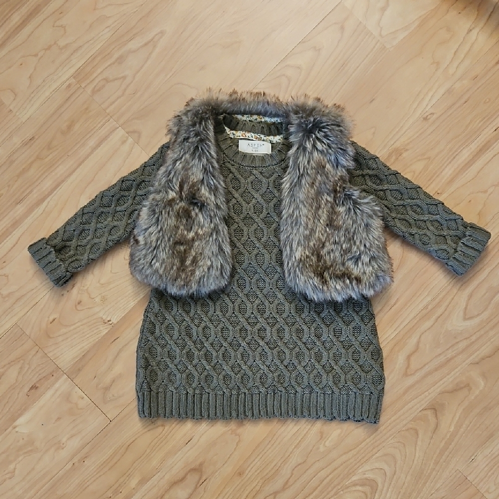 Aspen Kids Cozy Knit Dress with Faux Fur  Vest. Infant Girls Sz: 12M